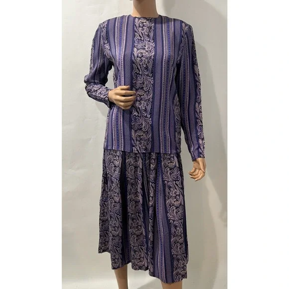 Ciaosport Vintage Set Size 6 Purple Blouse And pleated Skirts geometric/floral - Picture 10 of 14